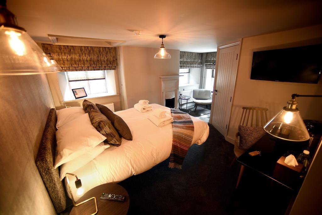The Chequers Inn, Thornham Thornham  Dış mekan fotoğraf